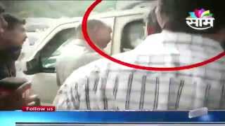 Vinod Tawde try to get into Rajnath Singhs car guard denies [upl. by Ecirual]