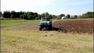 Unimog 406 beim Pflügen [upl. by Menis]