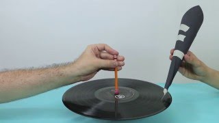 Así se escucha un disco de vinilo con una aguja y un cono de cartulina [upl. by Cecily448]