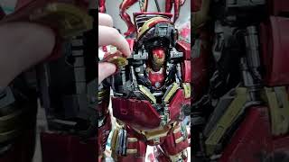 OLHA QUE INCRÍVEL a engenharia dessa Hulkbuster Hot Toys 16 shorts [upl. by Franklyn]