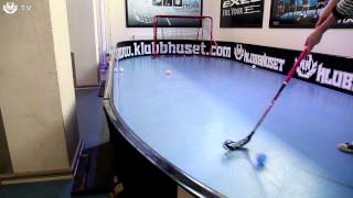 Klubbhuset recenserar Unihoc CavityZ innebandyklubba med zorroblad [upl. by Wylen647]