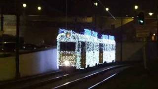 Christmas tram in Budapest  Weihnachtsbim  Straßenbahn  Karácsonyi fényvillamos [upl. by Efeek536]