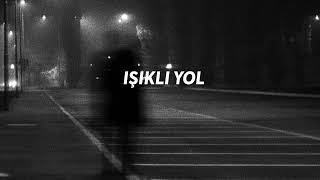 İzel  Işıklı Yol Slowed  Reverb [upl. by Ellenahs]