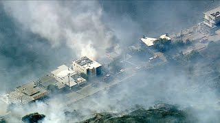 SoCal fires Hundreds flee homes burn as powerful winds feed Moorpark Malibu fires [upl. by Quartus]