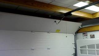 Sommer 550 quietest garage door opener [upl. by Jarietta]