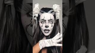 Clowning around🤡🖤 clown clownmakeup halloweenmakeuplook transition [upl. by Viquelia]