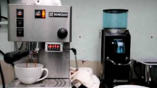 Rancilio Silvia with preinfusion PID [upl. by Ajidahk474]