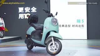 Mi 5 electric scooter is suitable for girls to ride [upl. by Perle249]