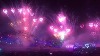 EDC 2018 Amazing fireworks with heart diffraction glasses [upl. by Sudderth]