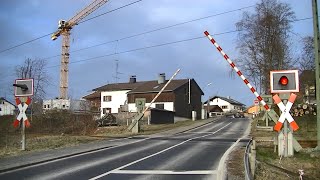 Spoorwegovergang Holzkirchen D  Railroad crossing  Bahnübergang [upl. by Ingram]