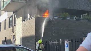 Brand op balkon in appartementencomplex quotDe Tourmalijn 2quot Ridderkerk  Brandweer met spoed onderweg [upl. by Dougy]