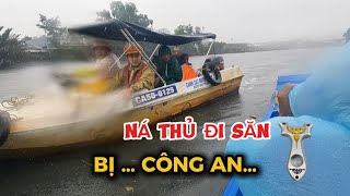 Ná cao su  Xuống sông kiếm cò bợ đầu mùa ngày mưa bão bị công an dí và pha xử lý đi vào lòng đất… [upl. by Stacey]