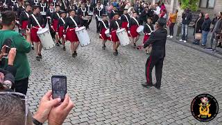 Lofty 🔝avant de rentrer dans la cour de lhôtel de ville de Bruxelles R Fanfare de MoulbaixLigne [upl. by Nosnibor]