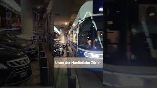 Lautes Auto und ein Flexity Tram unter der Hardbrücke Stadt Zürich Schweiz 2023  shorts [upl. by Bass]