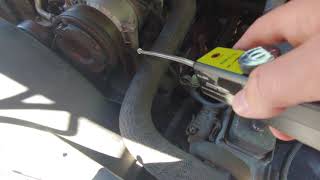 Using Elitech leak detector to find r134a leak on 1999 Suburban [upl. by Grewitz]