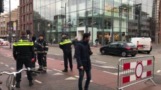 Kerkstraat door brandweer afgezet [upl. by Welcher]