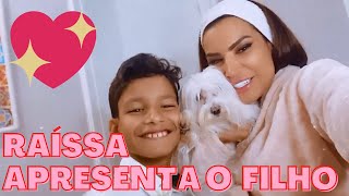 RAÃSSA BARBOSA APRESENTA SEU FILHO NOS STORIES E O PRESENTEIA COM CELULAR QUE GANHOU NA FAZENDA [upl. by Dloreh]