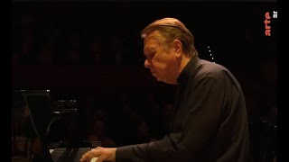 Mikhail Pletnev plays Rachmaninov  Piano concerto No 2 in C minor Op 18 [upl. by Adamec]