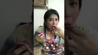 Cheese Cake mukbang [upl. by Mojgan166]