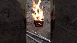 Den Russen Hobo anfeuern bushcraft outdoor lagerfeuer [upl. by Nagirrek]