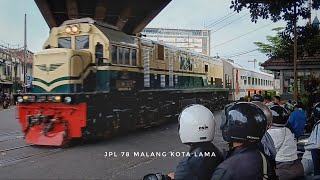 Perlintasan Sepur Terbarbar di Kota Malang [upl. by Akcirret]