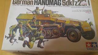 Tamiya German Hanomag Sdkfz 2511 Assembly amp Basic Painting ハノマーク兵員輸送車 [upl. by Boy575]