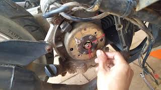 I remove the scooter flywheel without impact wrench or any special tools Magnet Rotor part [upl. by April]