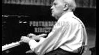 Wilhelm Backhaus play Schumann quotDes Abendsquot  quotWarumquot [upl. by Timon]