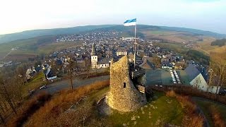 Eversberg mit Burgruine Meschede HSK Hochsauerlandkreis Yuneec Q500 Quadrocopter [upl. by Dugan707]