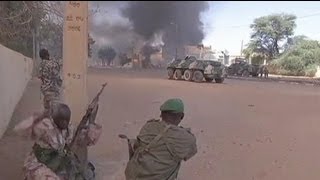 Mali  combats meurtriers dans le nord [upl. by Ocram]