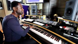 brian mcknights official tutorial how i play quotanytimequot [upl. by Allesor]