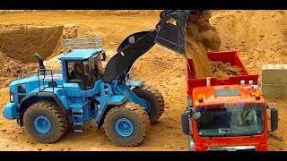 RC CONSTRUCTIONWORLD  VOLVO RC WHEEL LOADER and RC TRUCKS [upl. by Georas]