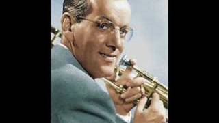 Glenn Miller amp His Orchestra  Moonlight Serenade [upl. by Ecneps]