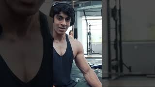 Day 185 Gym workout tips triceps gymlover minivlog [upl. by Norman122]