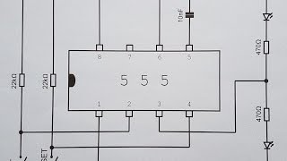 Der 555 Timer als bistabile Kippstufe Breadboard [upl. by Kellda]