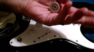 How to safely remove the tone knobs from your guitar [upl. by Revkah]