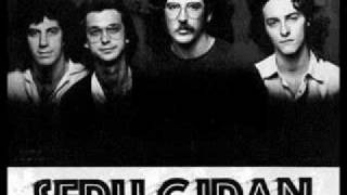 Charly Garcia predice 6 años antes que le cortarán las manos al Gral Perón [upl. by Ahsenra]