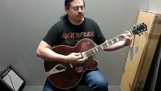 Quick Demo of a Gretsch G2420 STREAMLINER [upl. by Kirad]