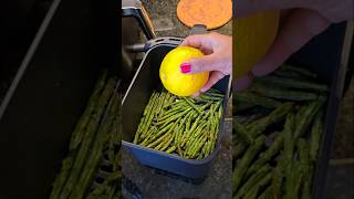 EASY Airfryer Green Beans Shorts airfryer airfryerrecipes [upl. by Pollerd61]