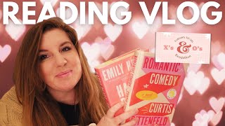 READING VLOG X’s and O’s readathon vlog ♥️💋 reading romance novels [upl. by Huai]