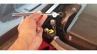 how to open stuck Adblue cap Landrover Discovery [upl. by Aelak466]