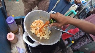 Greater Jakarta Street Food 1380 Part1 MARKONAH Makaroni Kornet NgeunAH Warung Kaleng [upl. by Otsirc]