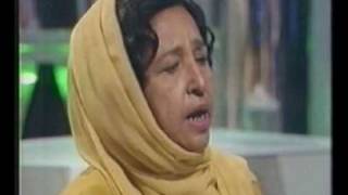 Malika Pukhraj Aur Tahira Syed  Abhi To Main Jawan Hoon [upl. by Esimehc]