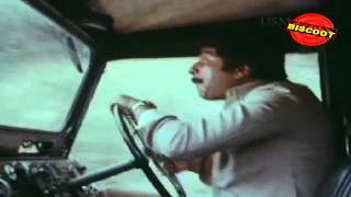 Koodevide 1983 Malayalam Movie  Mammootty and Rahman  Action Scene [upl. by Atirehc]