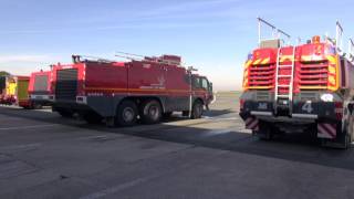 Les pompiers de laéroport RoissyCDG [upl. by Urbain]