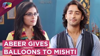 Abeer Goes To Maheshwari House  Gives Balloons To Mishti  Major Twist  YRHPK [upl. by Adella347]