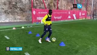 Krépin Diatta touche ses 1ers ballons au centre dentraînement de Monaco [upl. by Rhpotsirhc72]