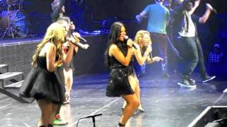 American Idols Live Tour Final Medley HD [upl. by Criswell]