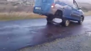 Berlingo van rear axle falls off Hilarious fail [upl. by Ahc152]