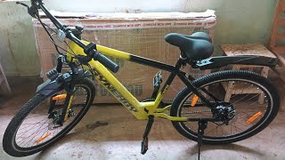 SYNERGY B1 Electric Bike  250w Motor 104Ah Battery Dual Disc Brakes Yellow [upl. by Tuesday]